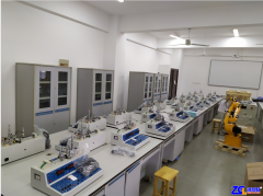 南昌大学传感器实验仪建设